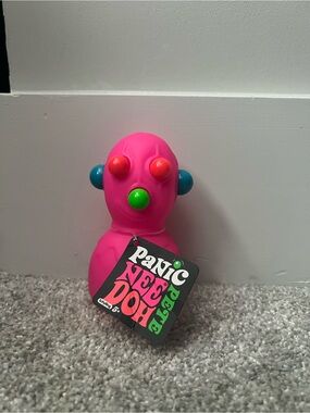 Panic Pete Needoh - Pink